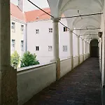 Hotel Kunsthaus *